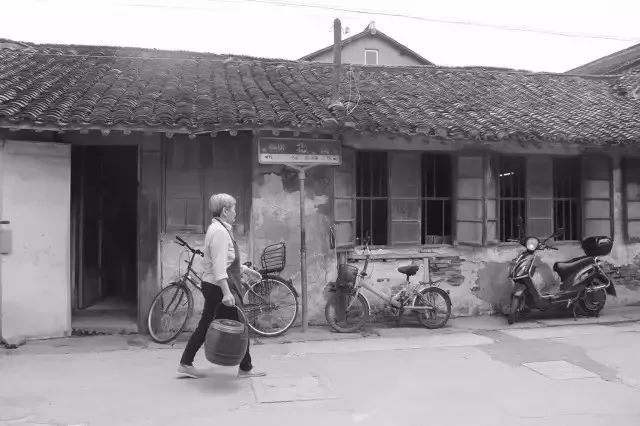 颛桥站:颛桥老街    地址:颛建路(近沪闵公路)    北桥站:马桥古