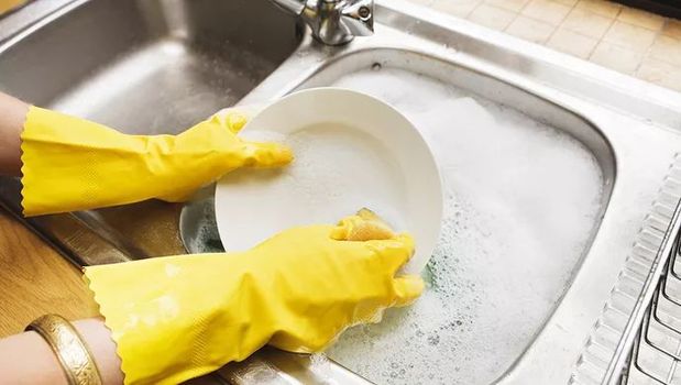 上海热线HOT新闻--洗碗时一个动作 细菌增加7万倍?这竟是真的