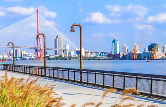 热点新闻    规划万众瞩目东外滩   打造杨浦滨江新地标   保存上海