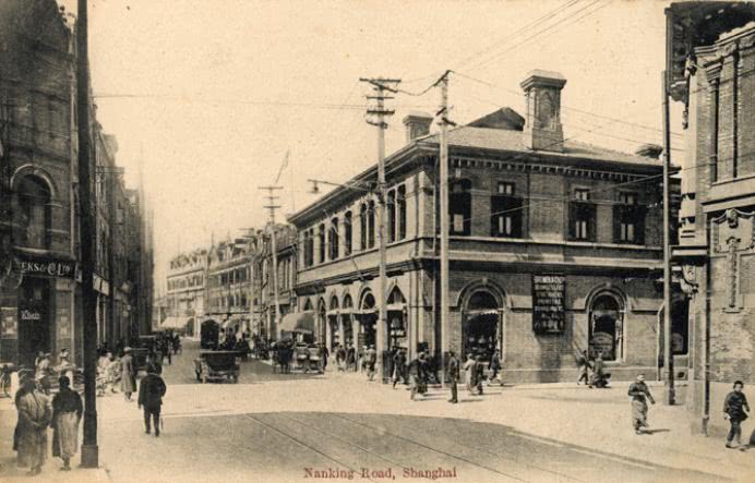 你喜欢南京东路or南京西路?