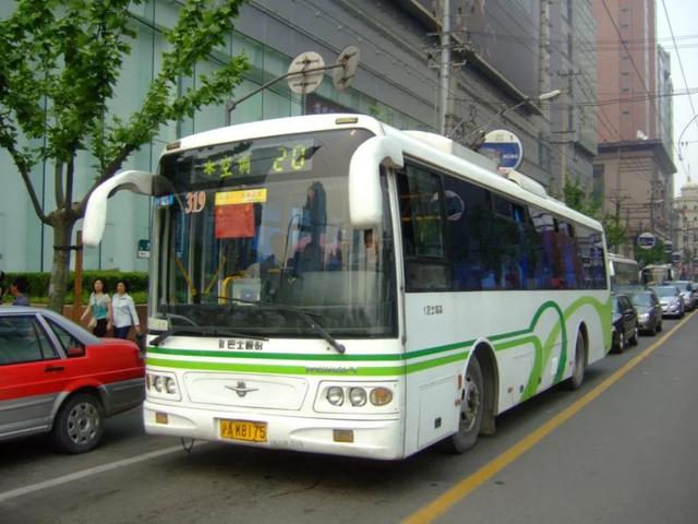 公交20路百年来的车型回顾—上海热线hot频道