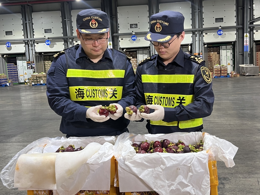 泰国榴莲空港进口翻倍了！巴拿马金菠萝、完美电竞厄瓜多尔麒麟果