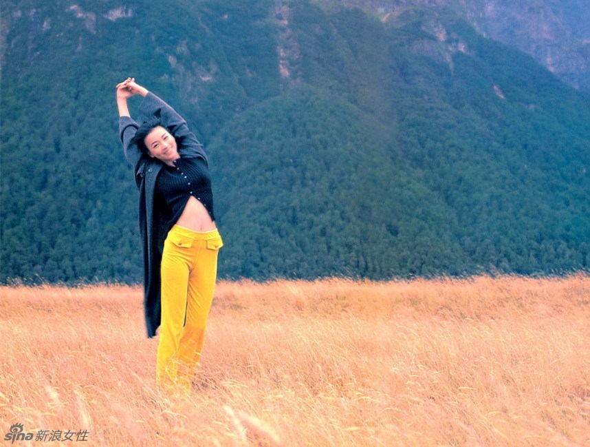 上海热线HOT新闻-- 韦贵妃昔日性感挡不住 第