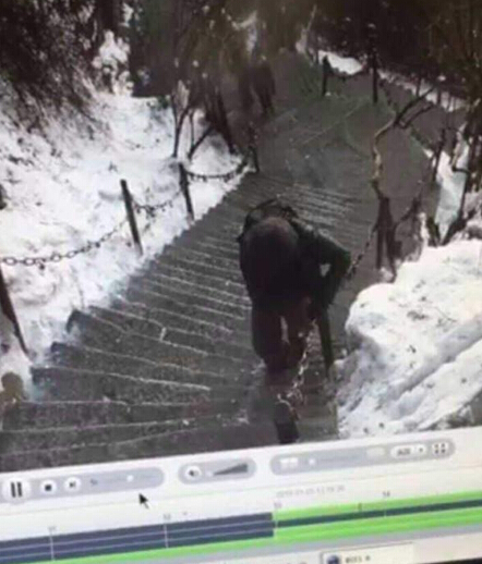 海热线HOT新闻--沪一大学生独自赴西安旅游 登