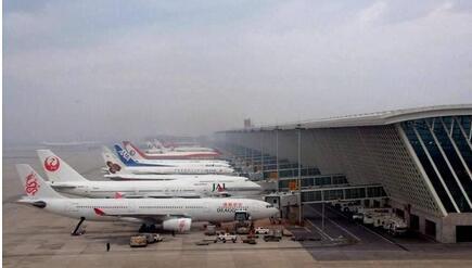 上海热线HOT新闻--浦东机场成全国最忙空港口