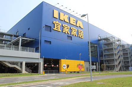 上海热线HOT新闻--宜家在中国市场召回"夺命柜" 上海商场仍有卖