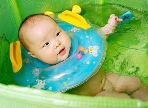 上海热线HOT新闻--上海一知名游泳馆兰溪路店