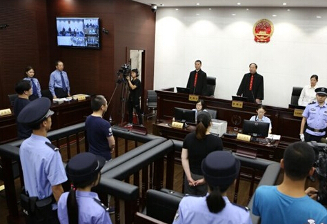 上海热线HOT新闻--假冒律师伪造开庭传票诈骗