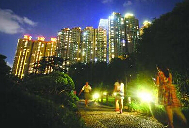 家:沪部分城区中小公园可尝试逐步24小时开放