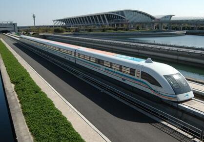 上海热线HOT新闻--磁浮线将加开两班夜间列车