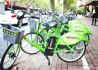 上海热线HOT新闻--上海市民骑共享电单车:10分