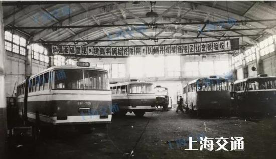 绝版老照片再现曹杨路停车场前生今世