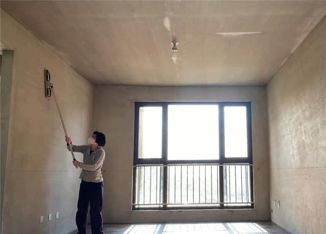 姑娘徒手装修130㎡毛坯房,家具100%手工制作,网友:膜拜