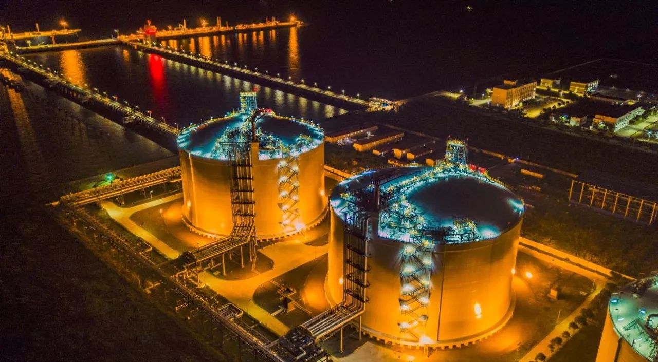 上海热线hot新闻——申城天然气保障大扩容!市民可安心过冬