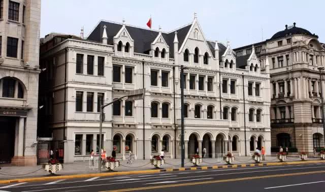 热点新闻      外滩6号:中国通商银行大楼   历史变迁: 拍卖行中国通