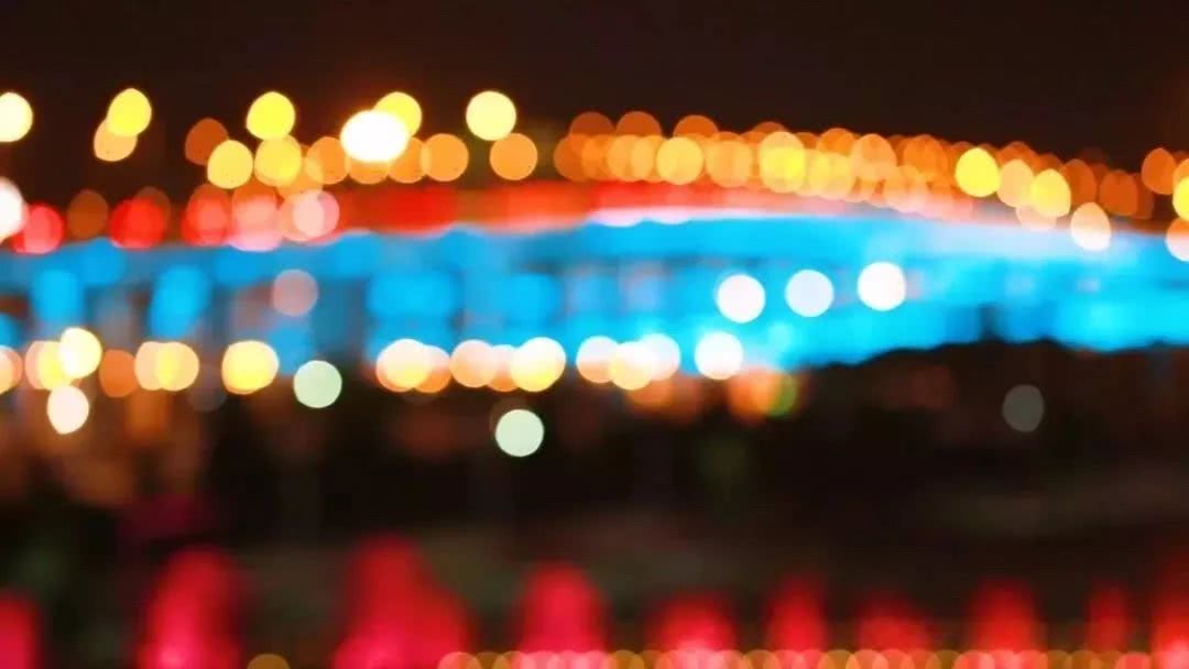 晚上的夜景文案朋友圈 IMGf48e3894467149029219725.jpeg