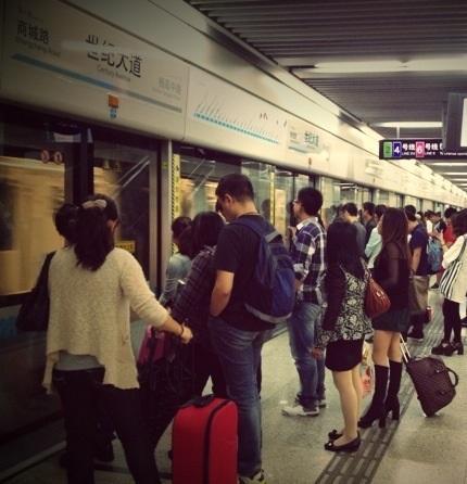 解析上海地铁9号线新增2成的列车:有望减轻西