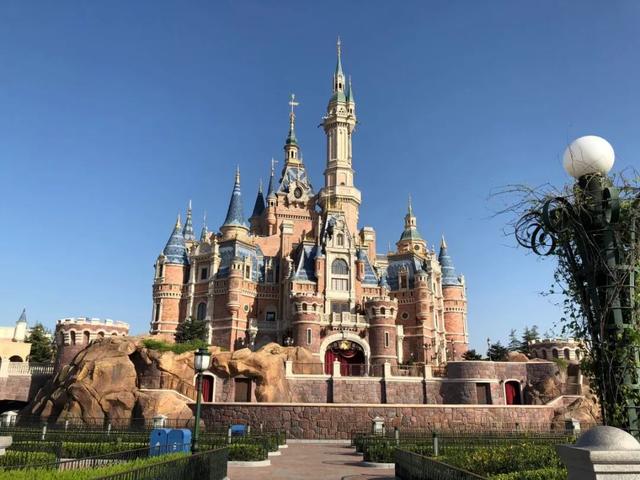 本周都是好消息：只上4天班！周日起一周，浦东25家景点门票半价！