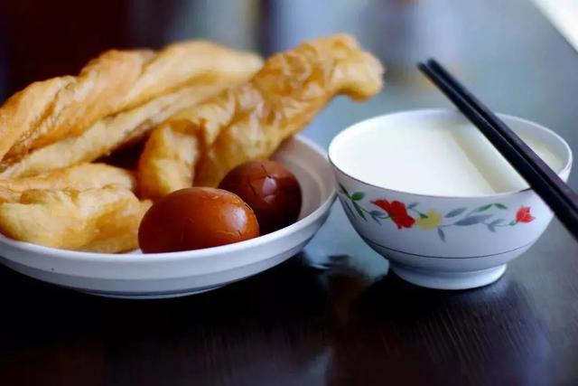 上海人早饭吃什么?这46家早餐店给你一个温暖的早晨