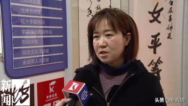 胸闷!沪一小区居民进出家里全靠翻窗?!更可怕的危险还在后头…