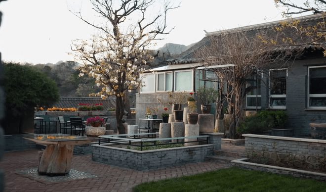 上海混血女婿租3000万老公寓 墙画竟是