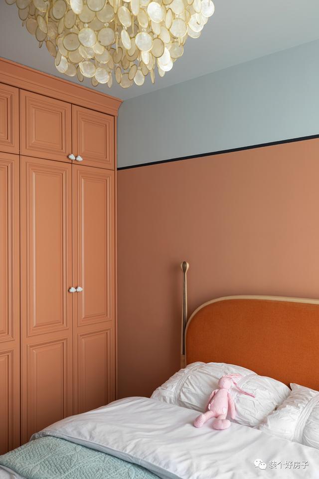 成都夫妻真会玩!砸100w装180m2,却只留俩卧室,成人手办塞满屋