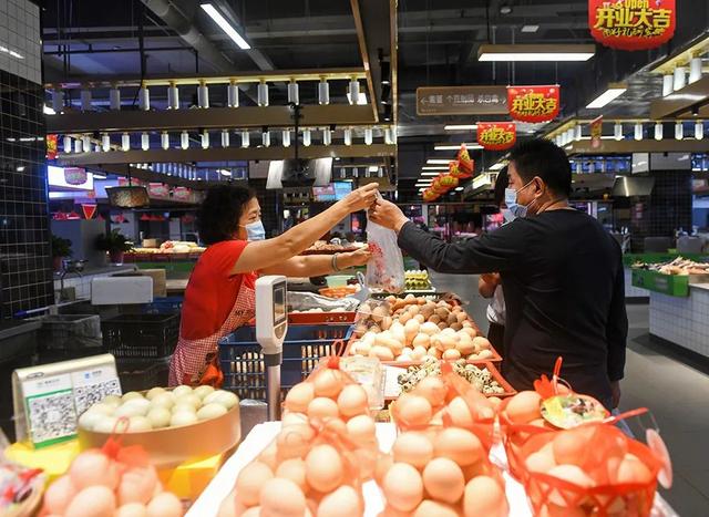 热点新闻  开市当天,目澜市集在吴江人的朋友圈刷屏.