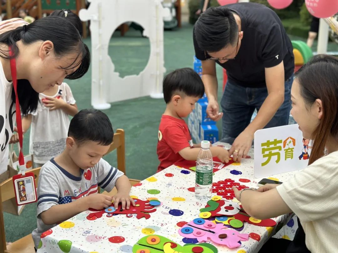 寓教于乐！程家桥街道这场“亲子游园会”有趣又有料——上海热线HOT频道
