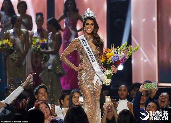2017年环球小姐选美冠军:天使面庞,魔鬼身材