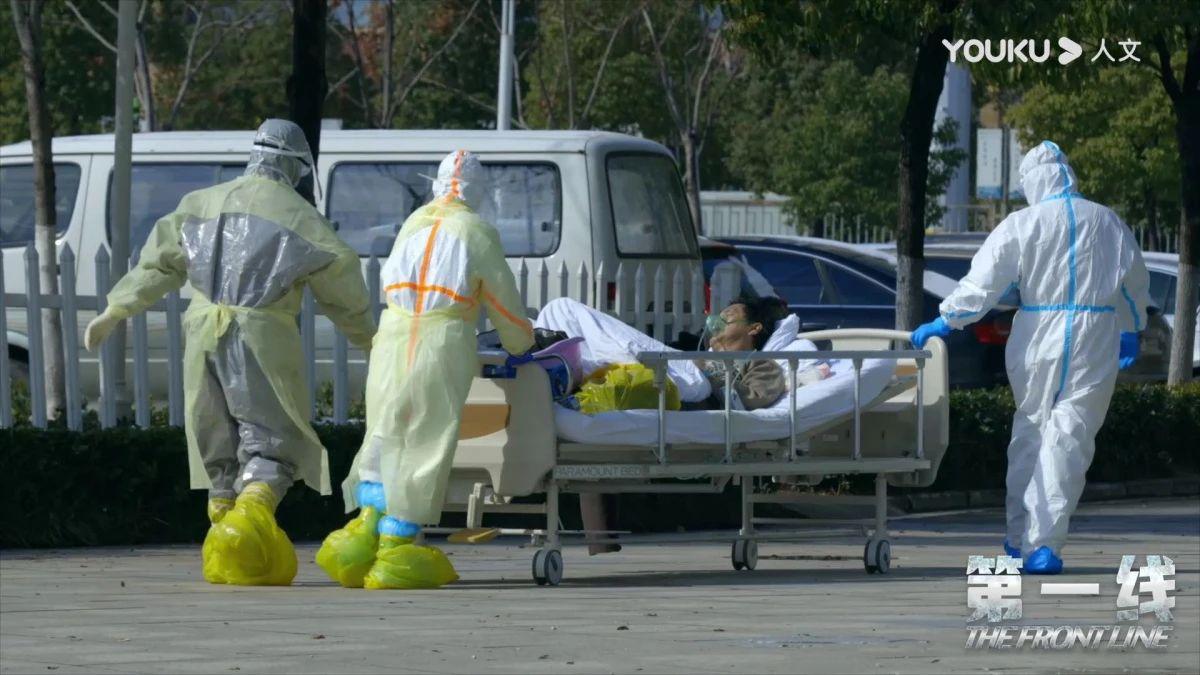 今天,援鄂医护人员分批撤离,这部纪录片记下了这群在救治第一线拼过命
