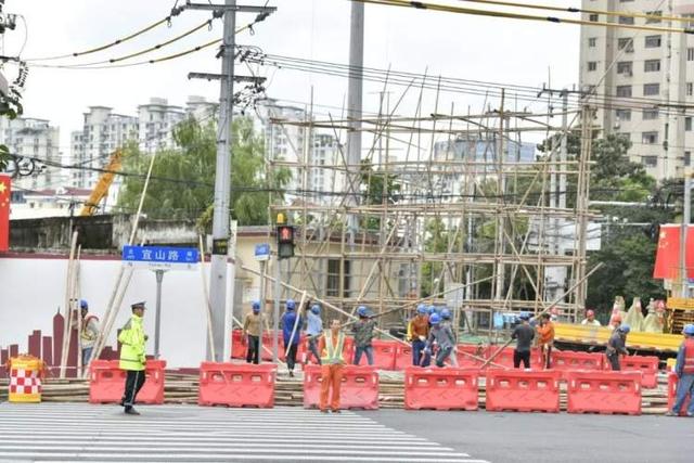 终于说再见!田川路这条道路重现疏朗“天际线”,又一老大难问题得到解决
