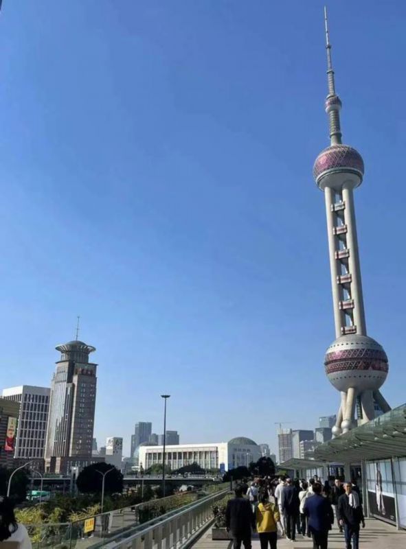 "寸土寸金"的陆家嘴地区曾经建了这两座体育设施——上海热线hot频道