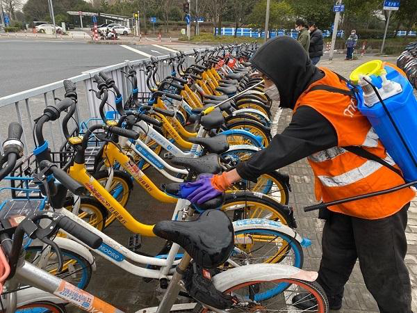 共享单车运维员剪私锁北京 IMGb8ca3abea89353125773563.png